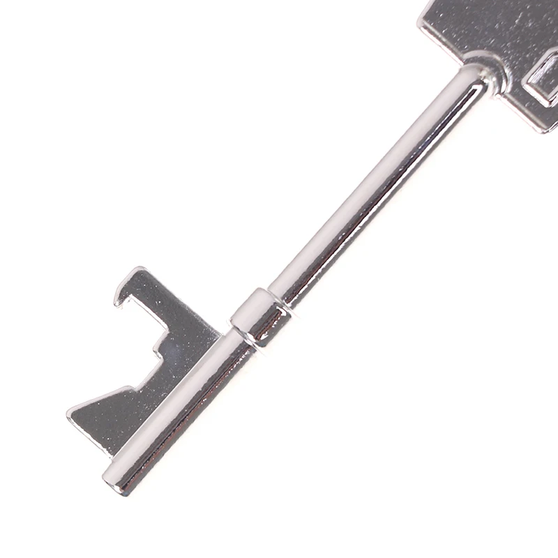 

1pc Portable bottle opener Ring Keyring Home supplies Beer opener Kitchen accesories wine opener wedding gifts for guests