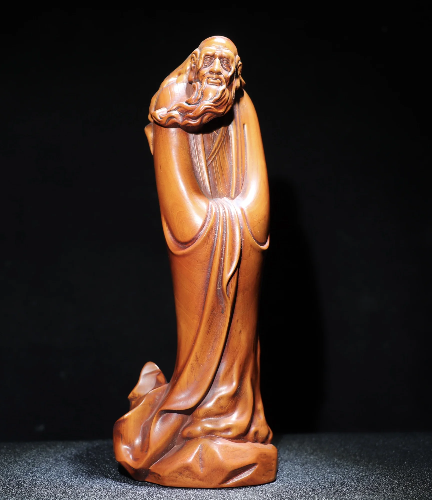 

8"Tibet Temple Collection Old Boxwood Hand-carved Lao Tzu Statue saint writer historian Enshrine the Buddha