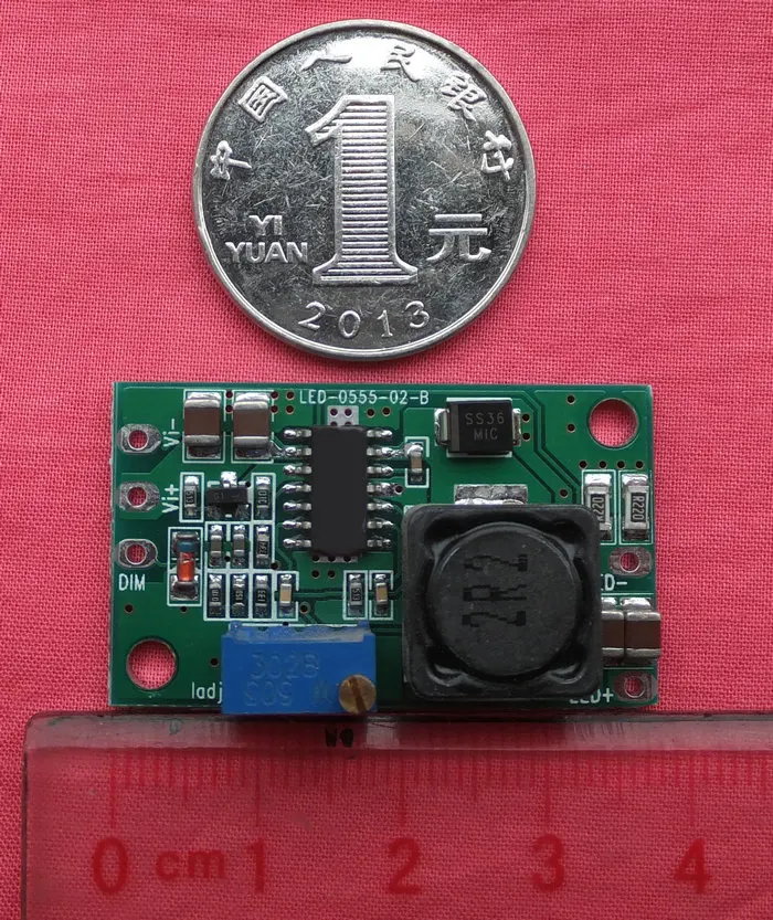 

DC-DC LED Constant Current Drive Module Current 0.1.5A Adjustable Car LED Driver Flashlight LED Driver