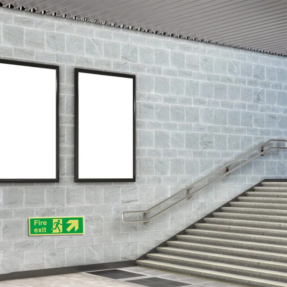 

2020 New Fashion 8pcs Adhesive Glow In The Dark Fire Exit Sign Secure Guidance Sign with Direction Arrows