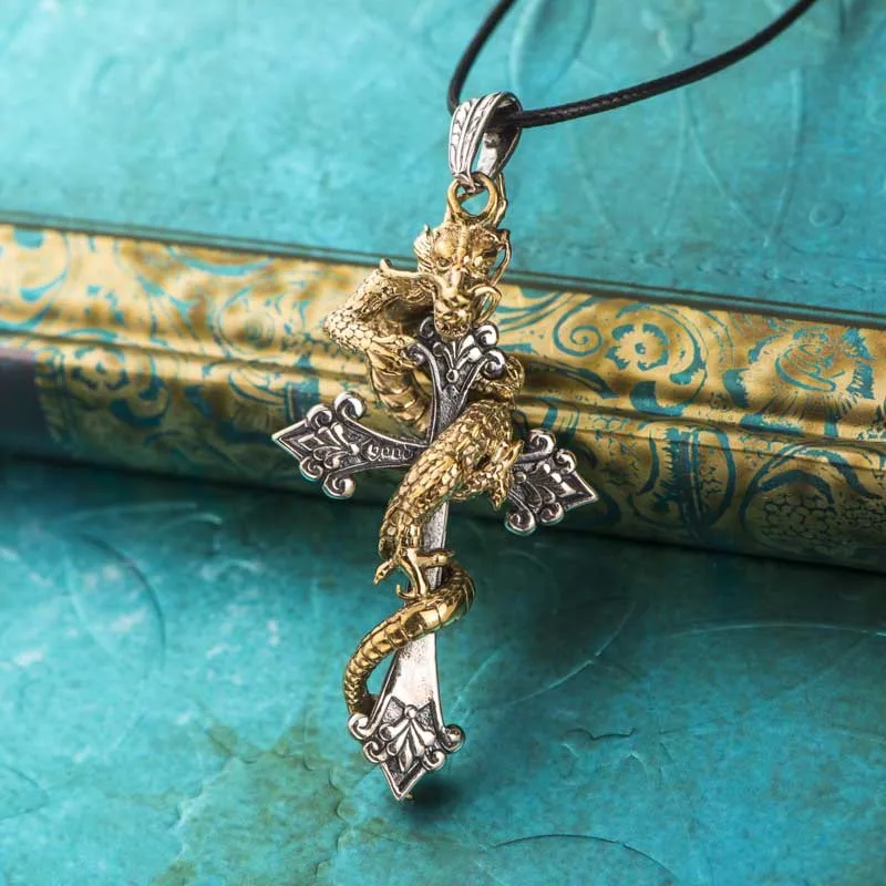 

Classic Amulet Exquisite Trend Cool Gold Color Dragon Cross Pendant Necklace Men's Domineering Motorcycle Rider Accessories