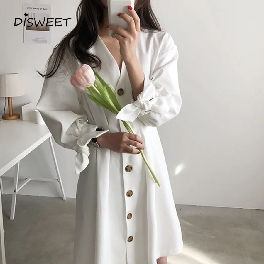 Женское винтажное платье с бантом элегантное белое длинным рукавом и V образным