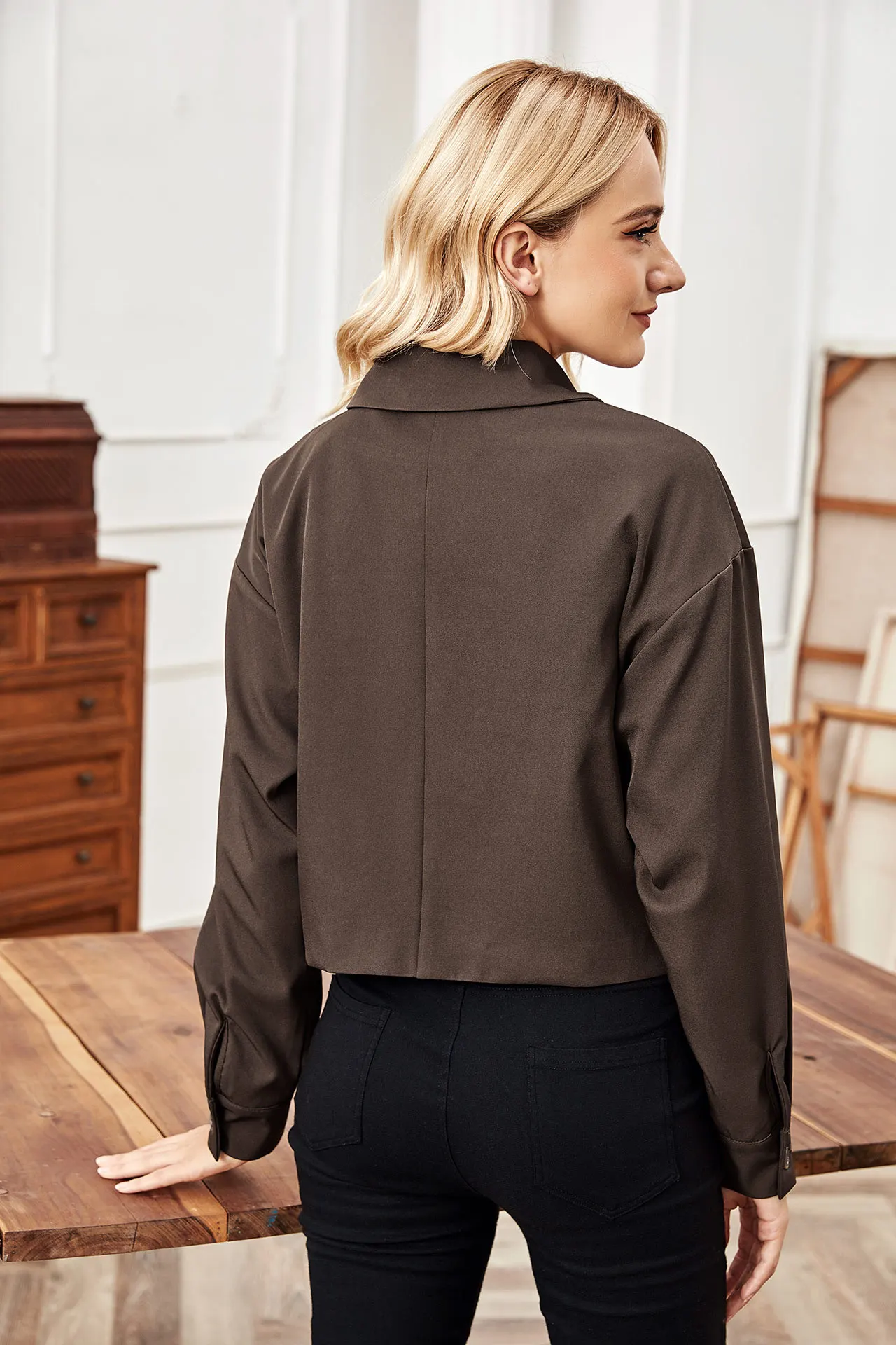 

2021Autumn and winter new women's fashion long-sleeved tooling jacket, women's loose short jacket, female lapel top women coats