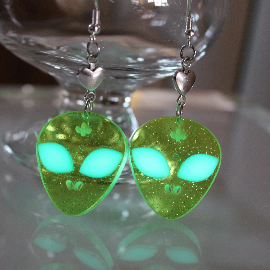 Внедорожная манжета для ушей Светящаяся в темноте серьга-блюдце-клипса ЖЕНЩИНА