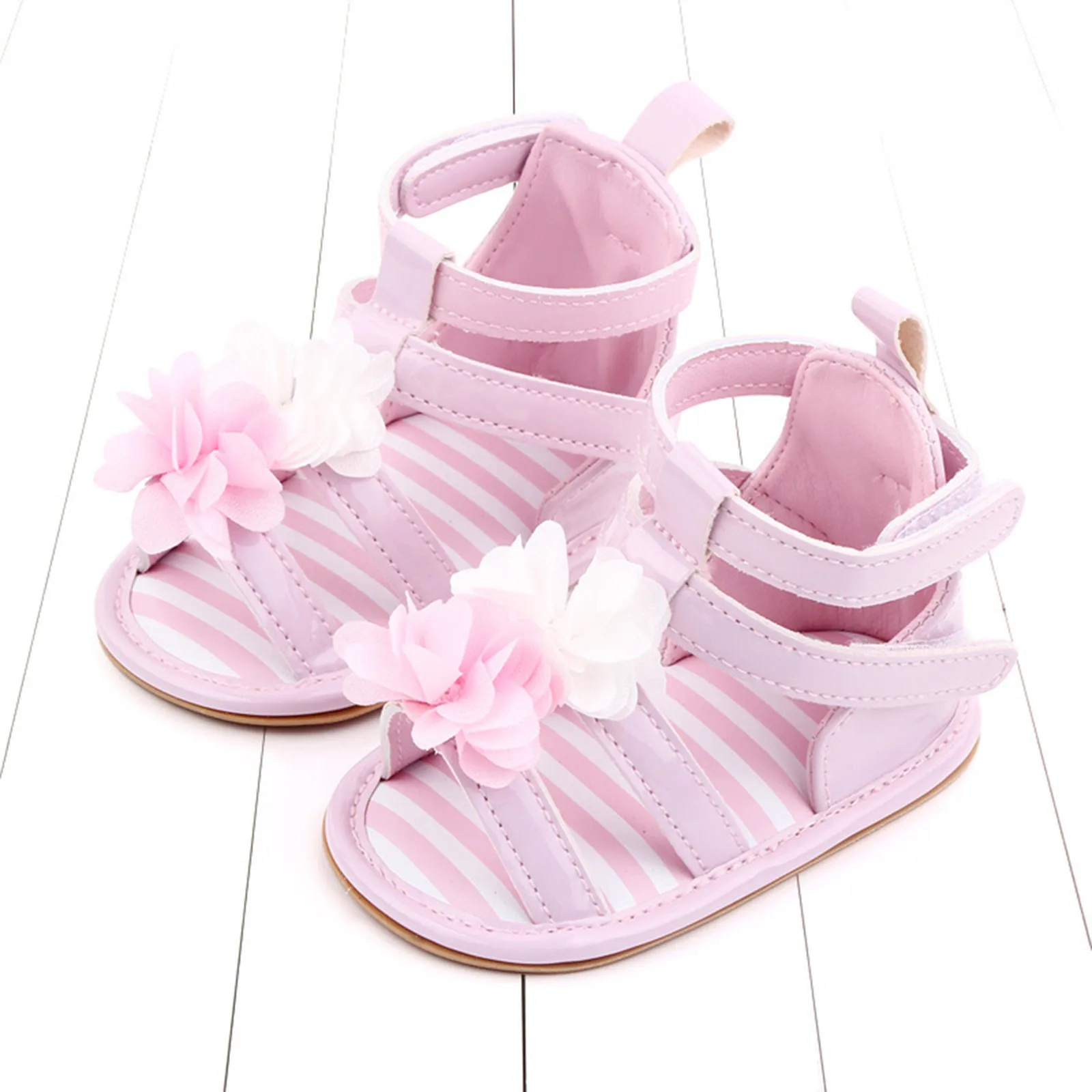 

Morbida Sandali in pelle estivi per bambini sandali per bambina per neonato scarpe da passeggio piatte estive con suola in gomma