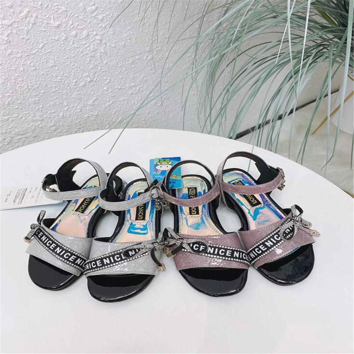 Босоножки принцессы для девочек Новинка лета 2021 модные украшения с бантом и