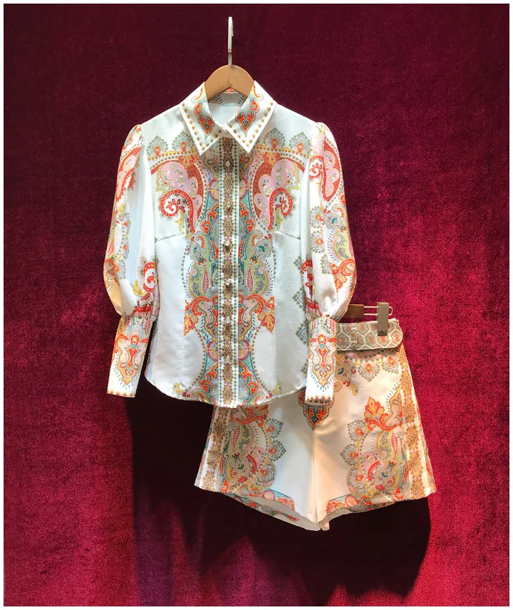 

Женская блузка с отложным воротником и цветочным принтом и поясом, комплект из двух предметов: рубашка и шорты