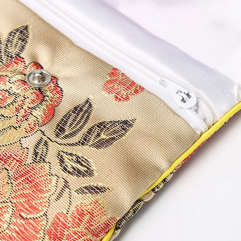 

Chinese Brocade Handmade Silk Embroidery Padded Zipper Small Jewelry Gift Storage Pouch Bag Snap Case Satin Coin Purse Wholesale
