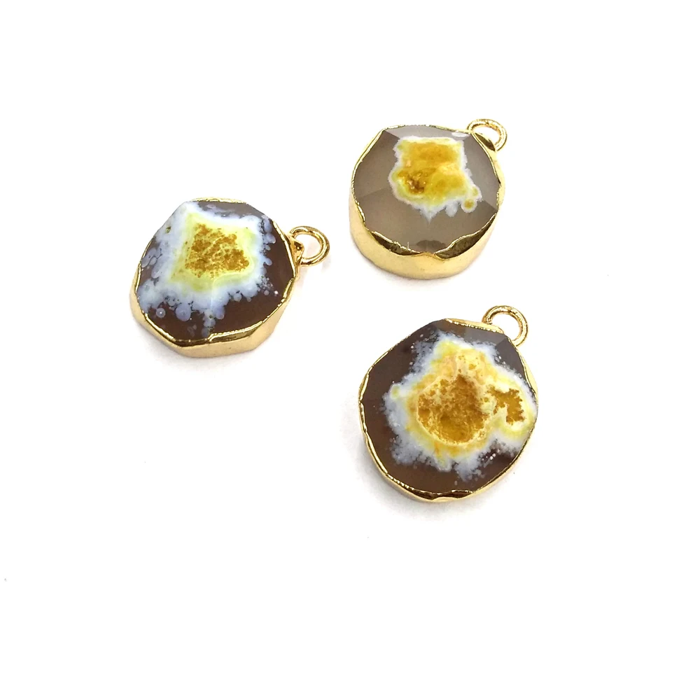 

Irregular Cut Face Pendant Reiki Healing Natural Stone Meditation Amulet DIY Jewelry Size Natural Stone Charms Size 15x20mm