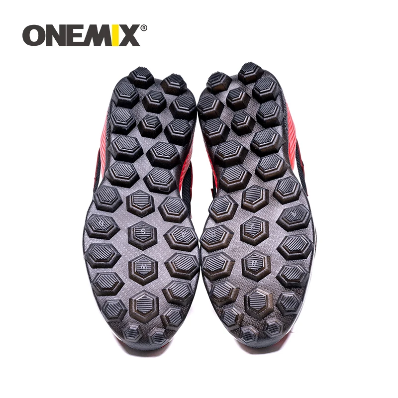 Новинка Мужская футбольная обувь ONEMIX клипсы для помещений Профессиональная с