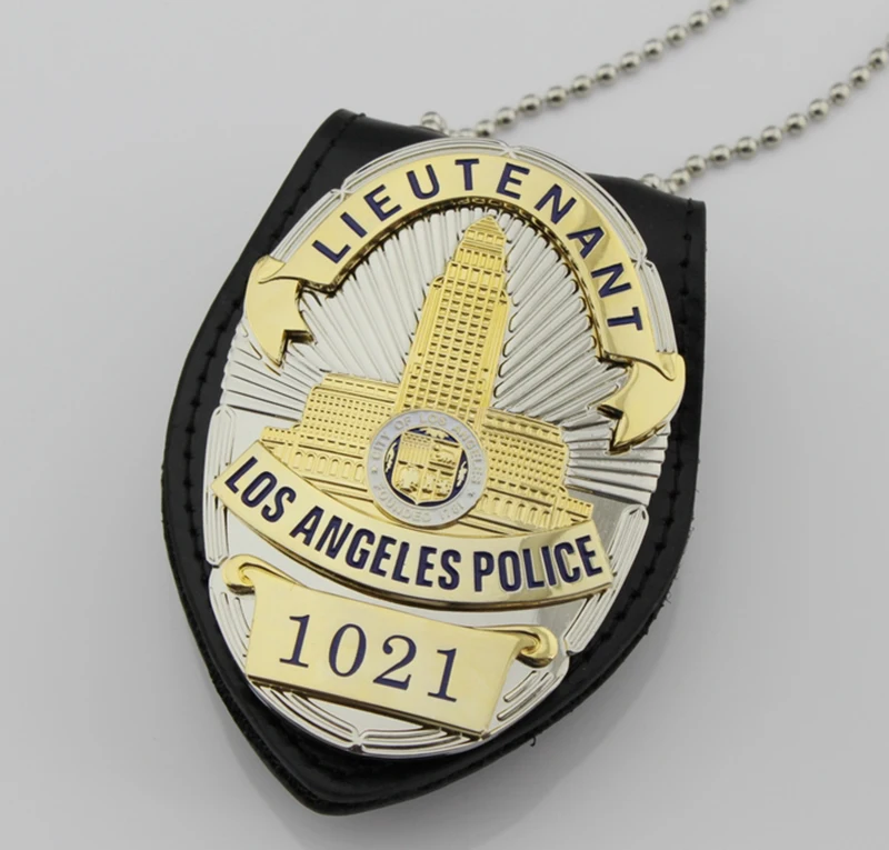 Holder and Chain Классический флаг США, полицейский № 1021, значок реплики фильма - Цвет: Holder and Chain