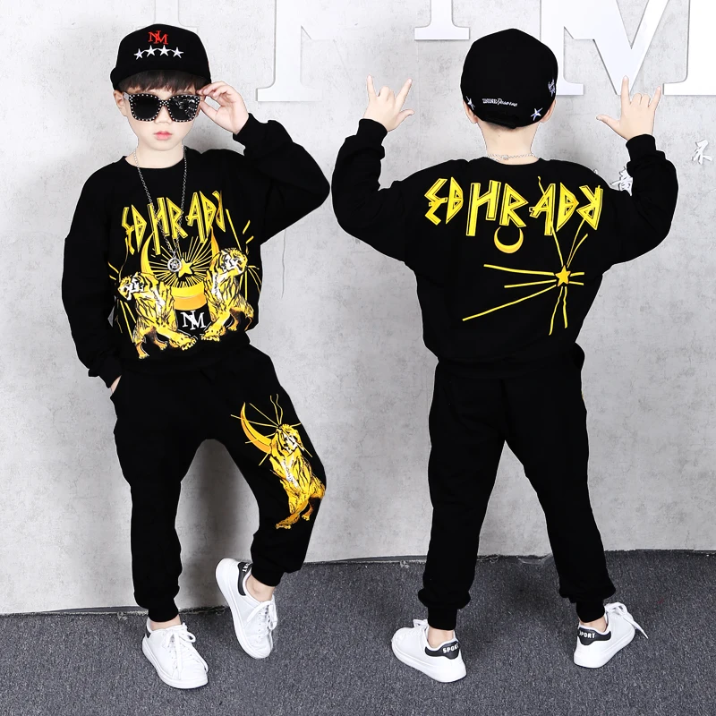 Детский спортивный костюм с длинным рукавом на возраст 10-12 лет |