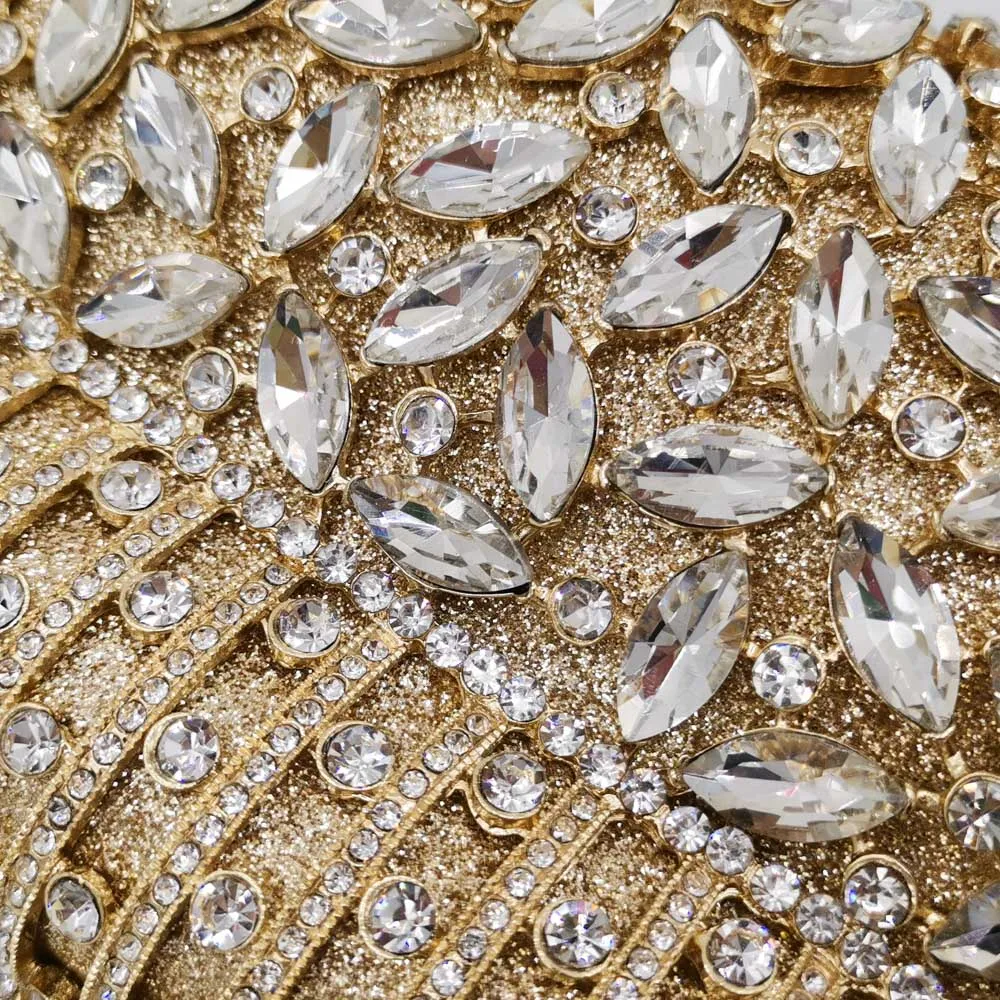 Женская вечерняя сумочка клатч со стразами Boutique De FGG с отверстиями алмазами и