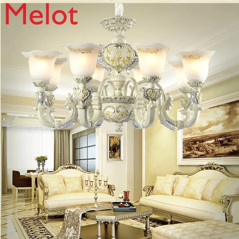 Рисунок 5 - Потолочный светильник в стиле ретро