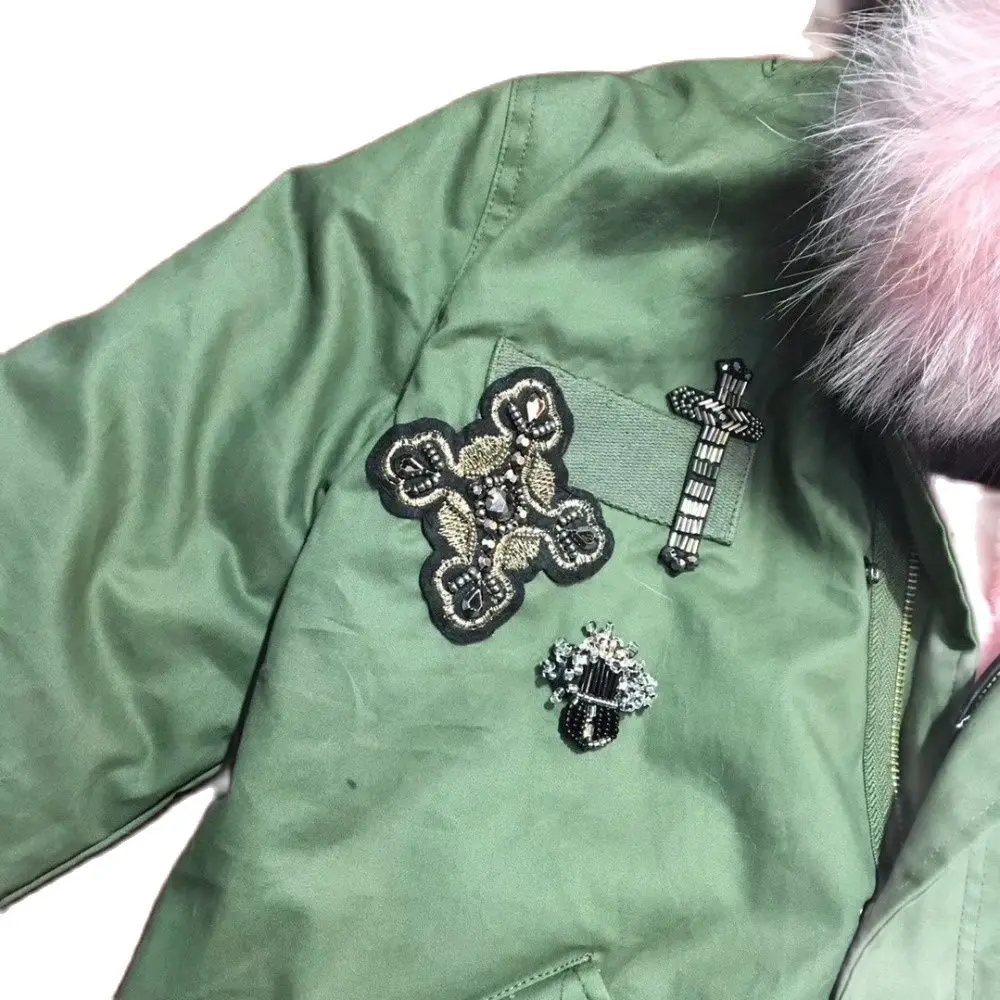 Модная розовая меховая парка с бусинами зимняя короткая куртка мехом верхняя