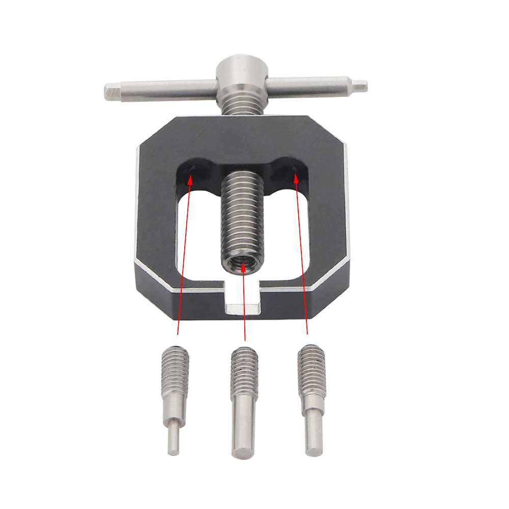 Устройство для снятия штифтов радиоуправляемого гусеничного автомобиля Rock Truck