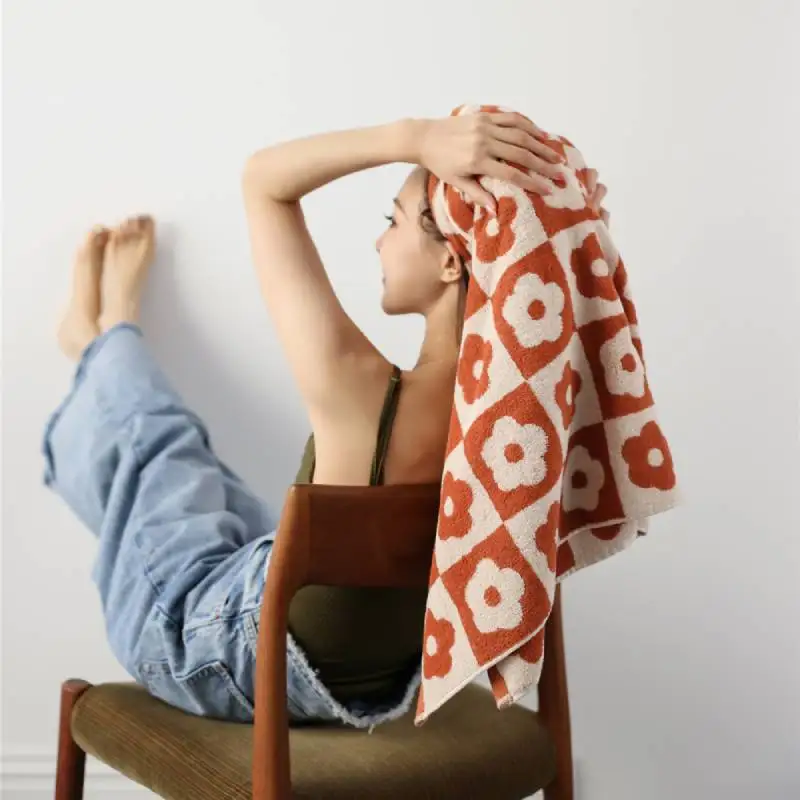 

Оригинальное Вишневое искусственное хлопковое мягкое бытовое полотенце, абсорбирующее элегантное полотенце для мытья волос, Товары для ва...