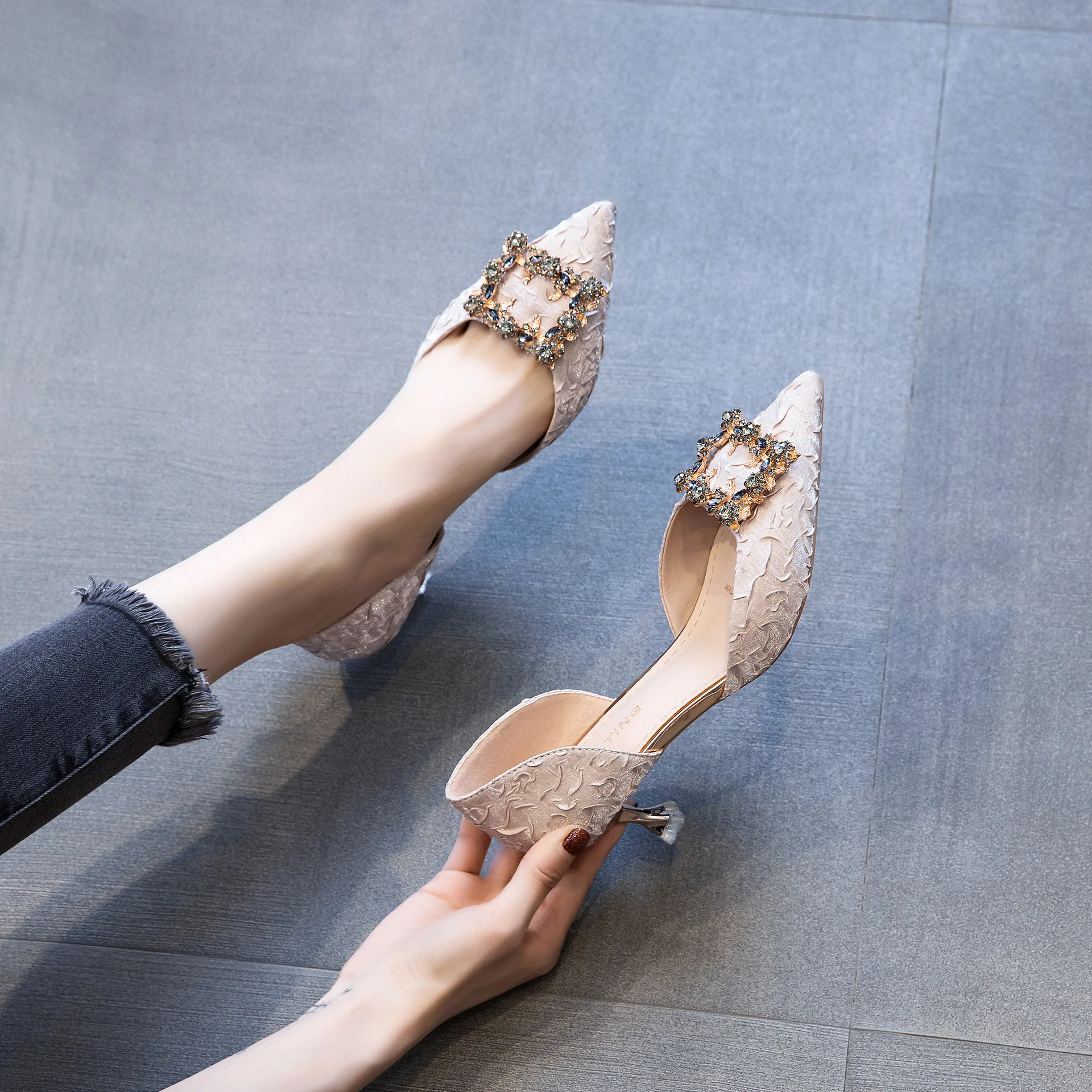 Женские туфли-лодочки элегантные свадебные туфли с острым носком на каблуке