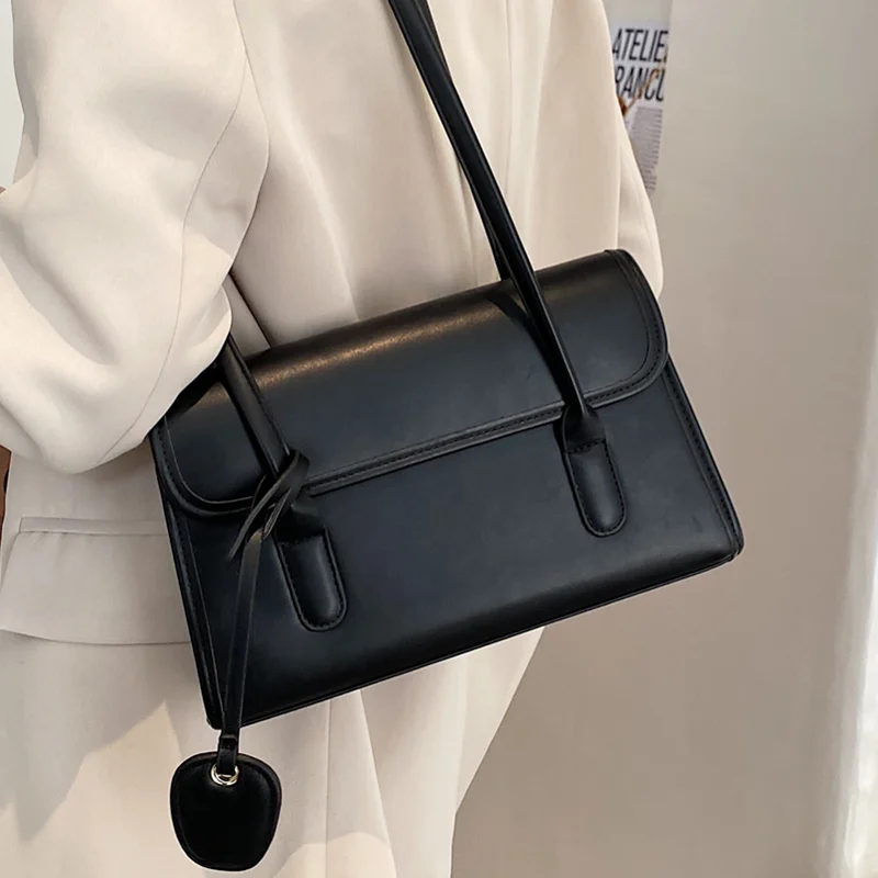 

Роскошные однотонные сумки на плечо для женщин, дорожная дамская сумочка из качественной искусственной кожи в стиле ретро, маленькая ручна...