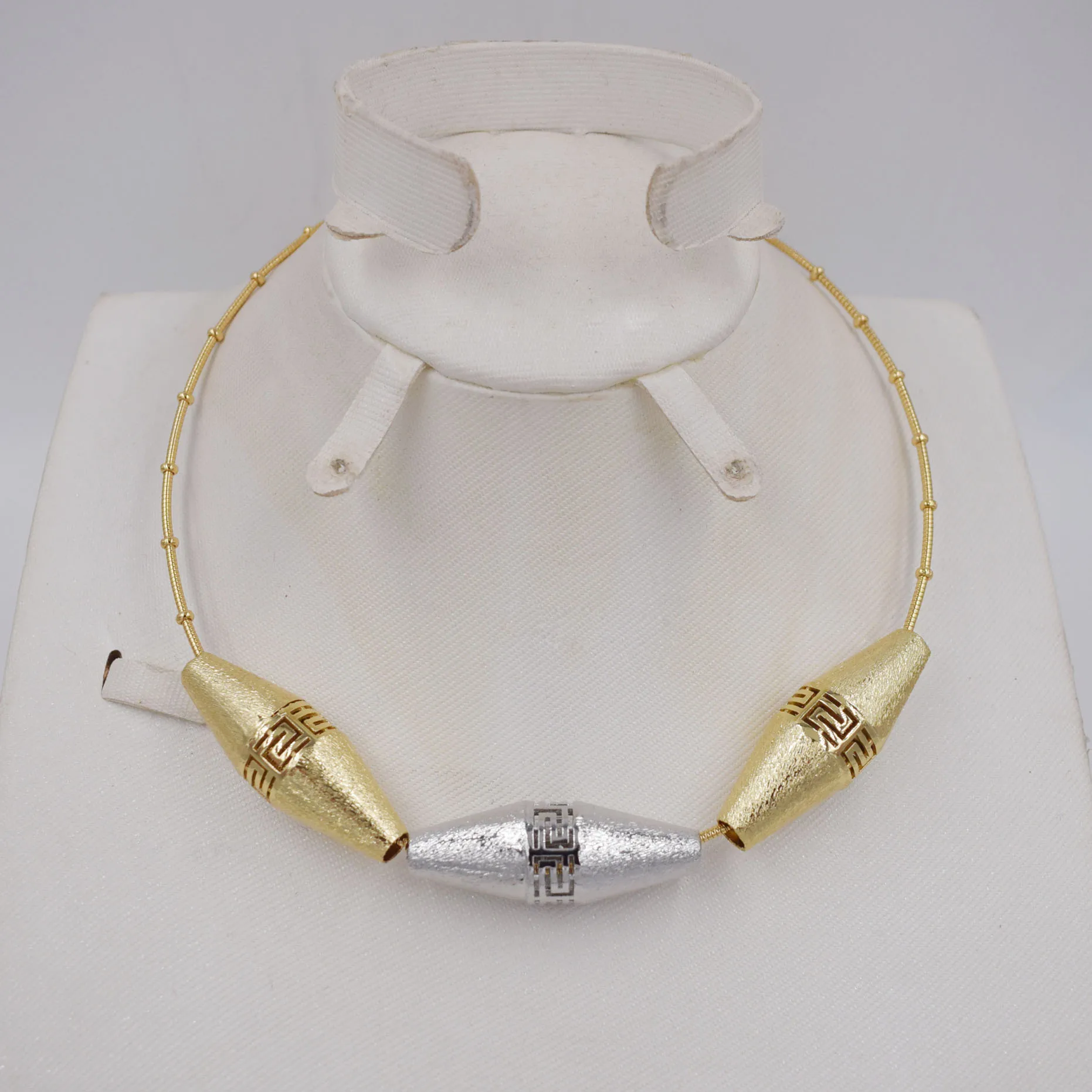 Новый дизайн высокое качество Италия 750 цвет золото искусственные африканские