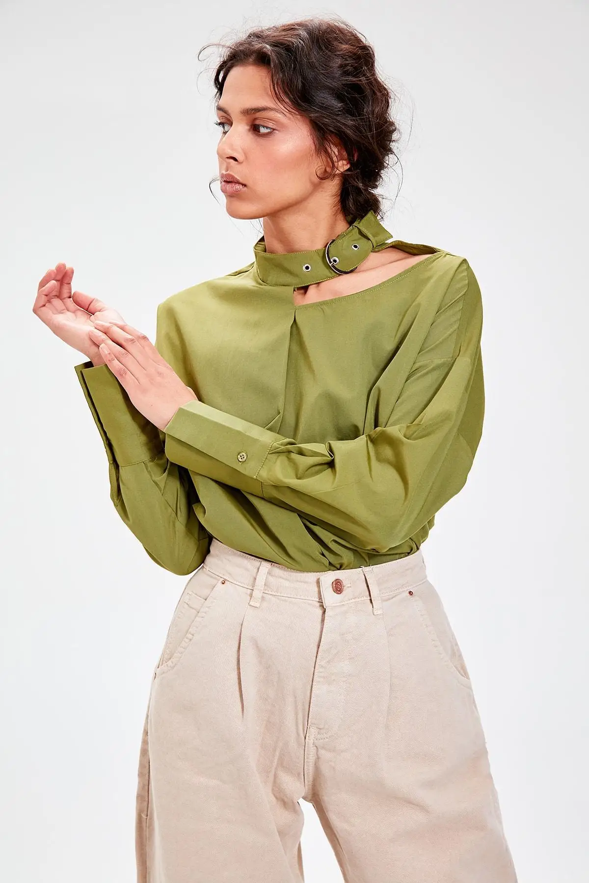 Trendyol воротник цвета хаки detaymi Bluz TWOAW20BZ0061| |