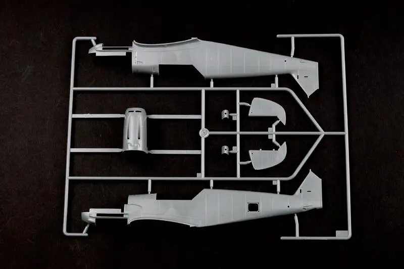 Набор моделей Trumpeter 02290 1/32 Messerschmitt Bf 109E 4/Too| |