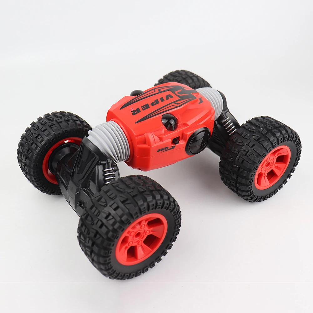 1/16 2 4G 4WD двухсторонний автомобиль с дистанционным управлением и скручиванием