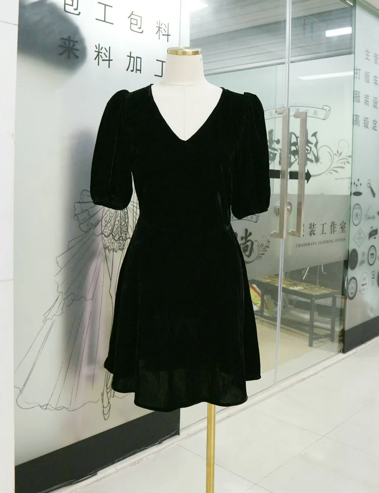 

2021 New Women Dress Velvet Women's Black Retro French V-neck Halter Sexy Short Dress