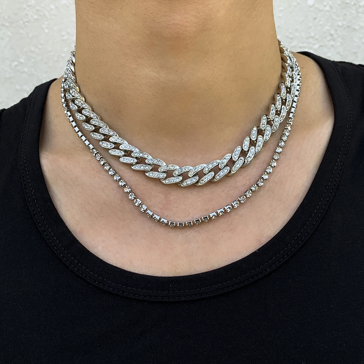 

Hiphop Iced Out Rhinestone Chains Choker Necklace Colar for Women/Men Layered Crystal Necklaces Cuban Link Chain on Neck Jewelry