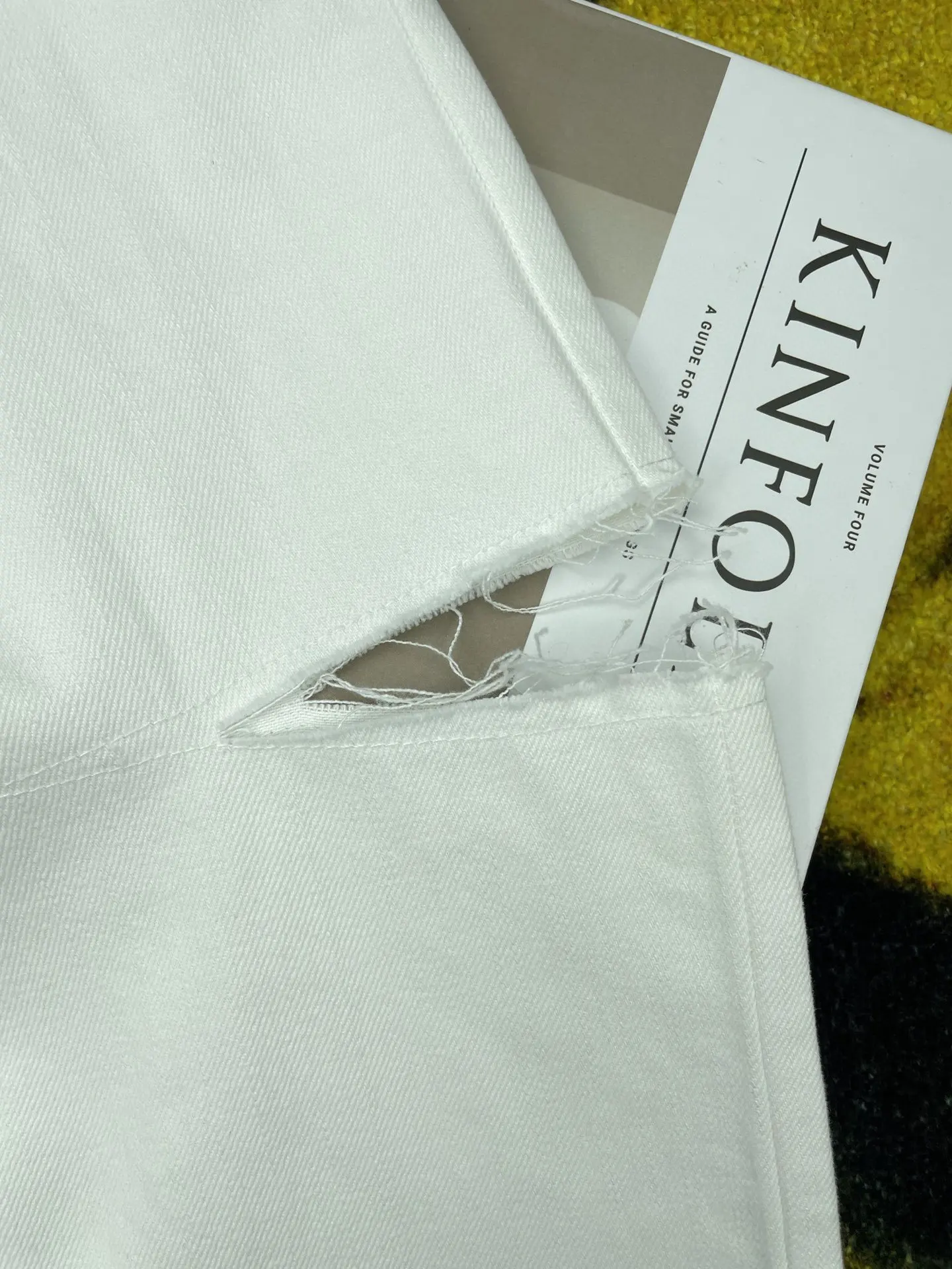 Spring New 2021SS Women Casual White Cut Hole Denim Pants Ladies Fashion Jeans Ddxgz2 3.04