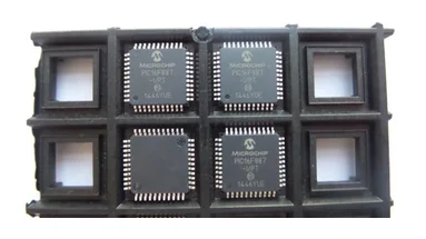 

PIC16F887-I/PT IC MCU 8BIT 14KB FLASH 44TQFP