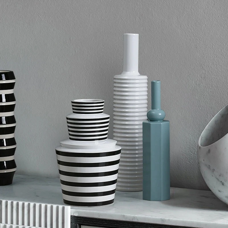 

Nordic Contracted Thread Stripe Art Vase Ceramic Flower Vase Hydroponic Device Desktop European Home Decoration Accessories