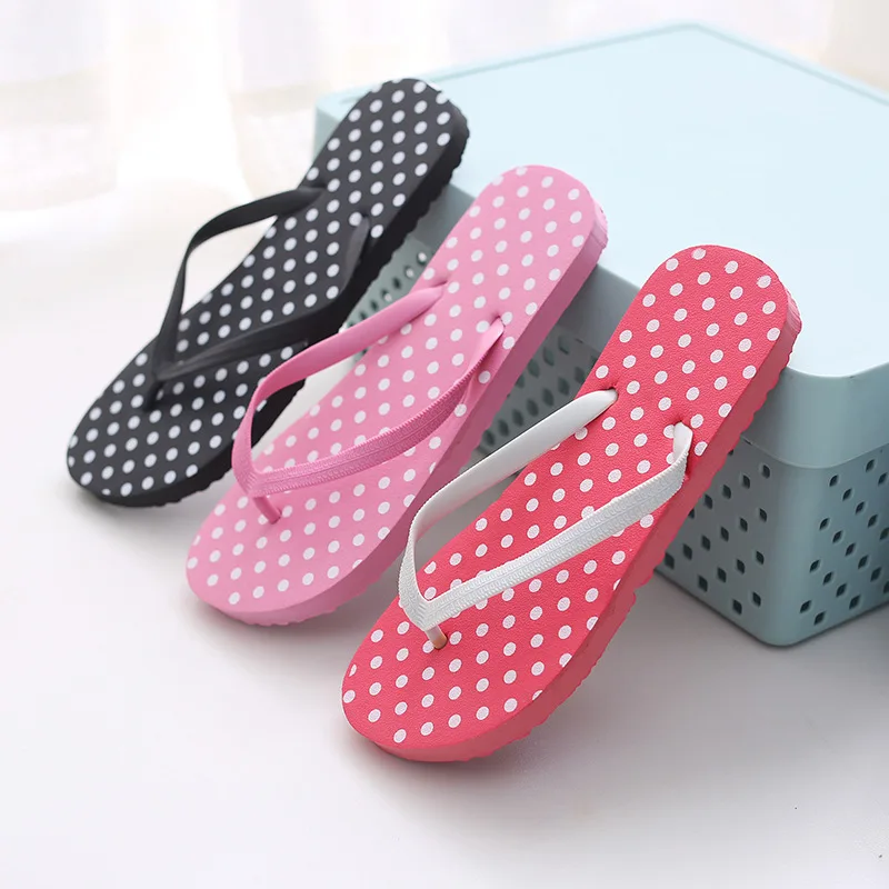 

2020 New Women Shoes Home Slippers Spring and Summer Fashion Ladies Flip-flops Sandals Summer Beach Shoes 36-40 Yards