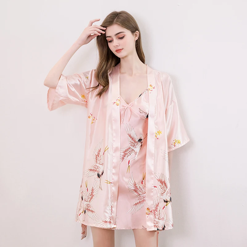 Пижама женская шелковая ночная рубашка для невесты 2020|Комплекты халатов и