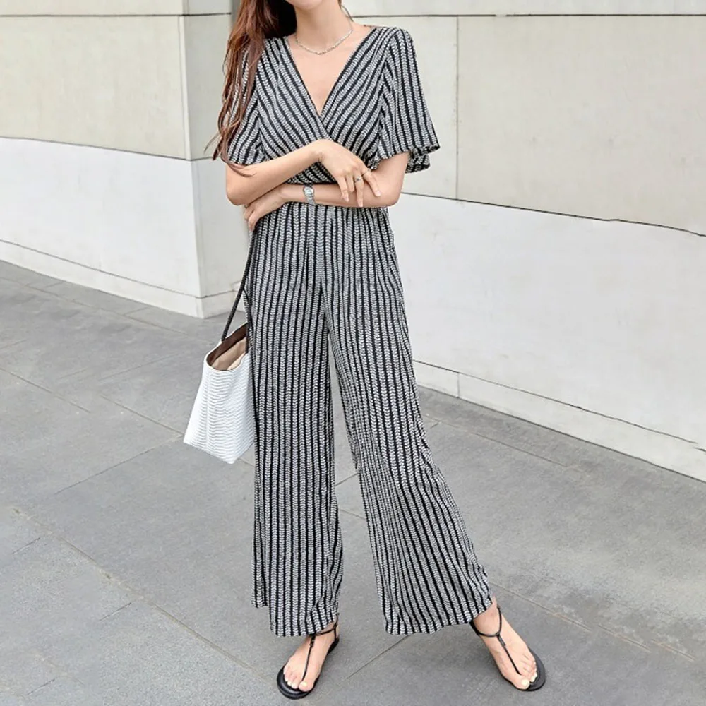 

2021 New Fashion Striped Jumpsuits Women High Waist Summer Casual V Neck One Piece Rompers Korean Style Female Jumpsuits