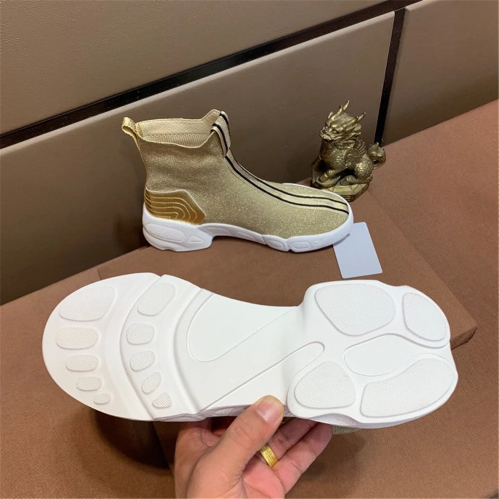 Женская обувь кроссовки повседневная трикотажная с гибкой подошвой дышащие