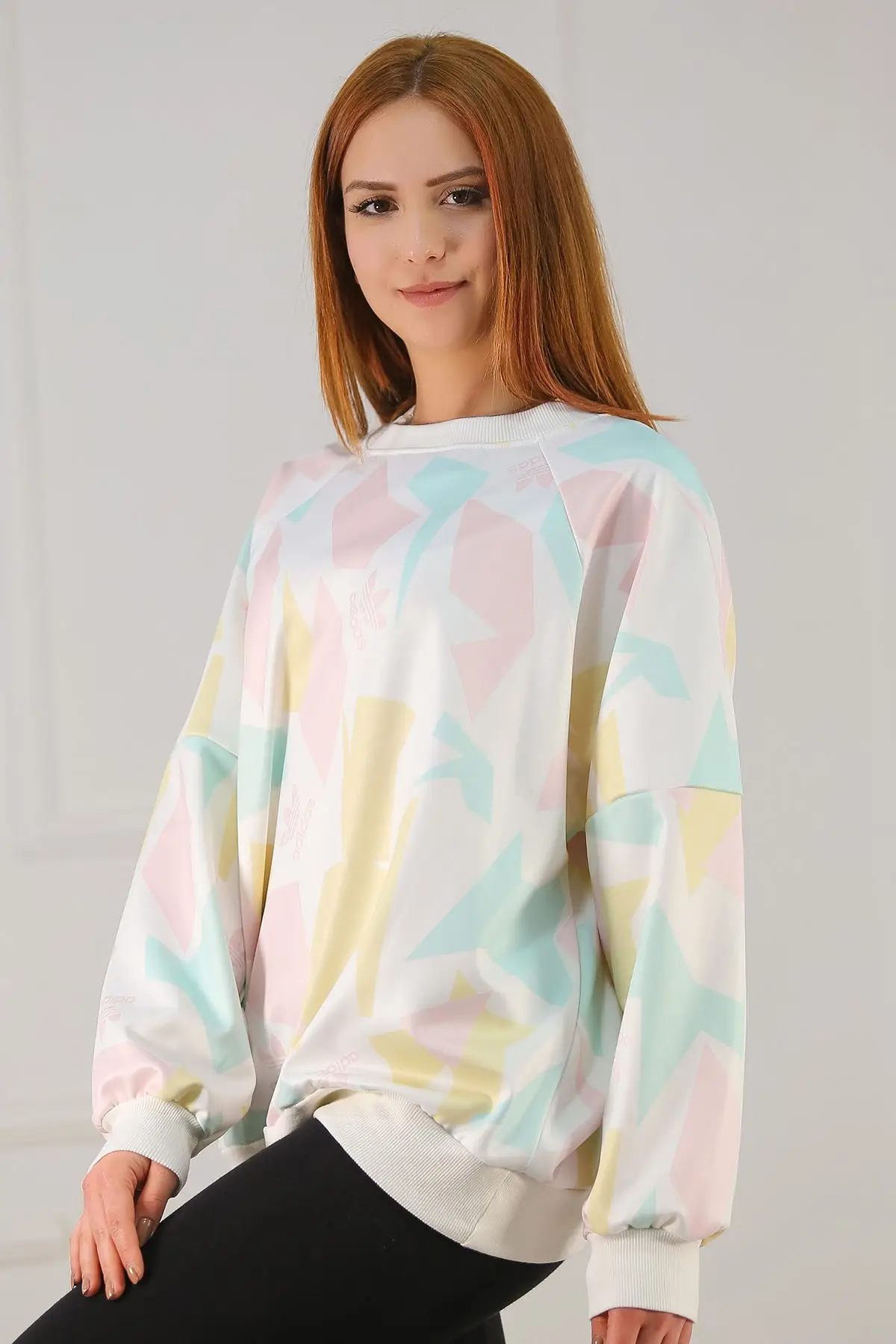 

Submersible Fabric Sweatshirt Renklibeyaz