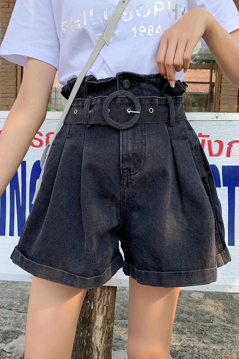 

2020 Korea styles stundents high wasit vintage flare short denims black color hots with belt pluse size shorts U635