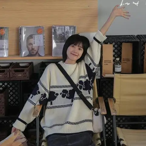 Женский трикотажный пуловер Wo. Herb в стиле Харадзюку Осень-зима 2022 | Женская одежда