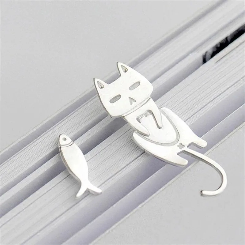 

Mismatched Cat and Fish Trendy Earrings Black/Silver-plated Catfish Stud Earrings Animal Jewelry For Women Party Gifts KL35RT6