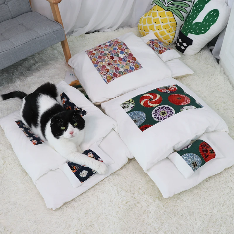 

Removable Dog Cat Bed Sleeping Bag Sofas Mat Winter Warm Cat House Small Pet Bed Puppy Kennel Nest Cushion Pet Products