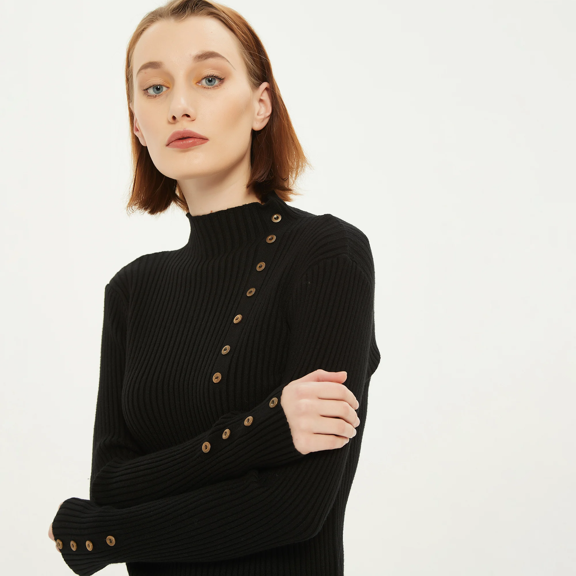 Женский трикотажный джемпер на пуговицах с ложным воротником | Женская одежда