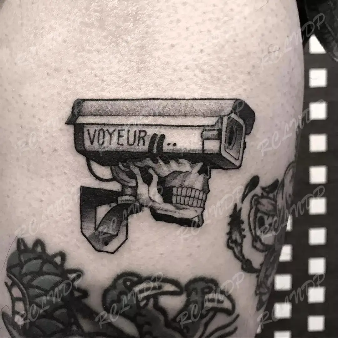 

Waterproof Temporary Tattoo sticker black skull Camera flash tatoo fake tatto body art for men women