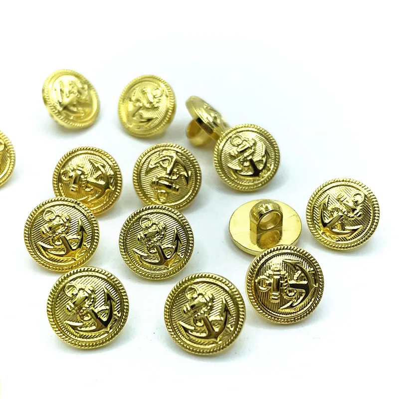 металлические пуговицы для джинсов. стильные пуговицы. кнопки декоративные для одежды. розовая пуговка. пуговица цвета коричневый.