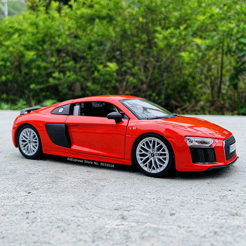 Спортивный автомобиль Maisto 1:24 Audi R8 V10 Plus литой под давлением модель автомобиля