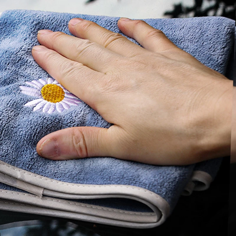 

Super Absorbent Towel Thick Microfiber Cleaning Cloth Multipurpose Soft Printed Towel for Home Kitchen Car DAG-ship