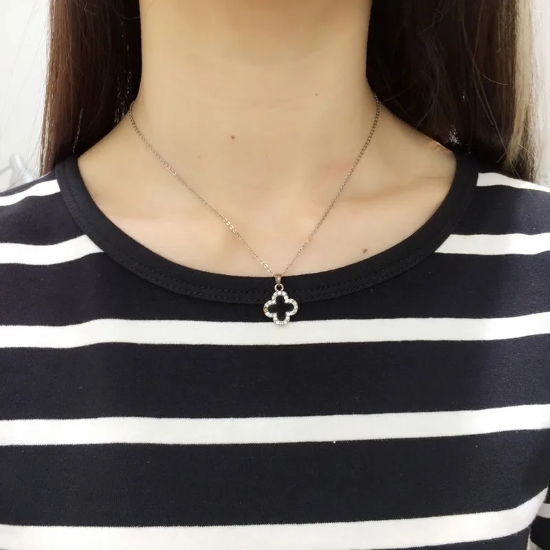 Женская тонкая футболка с короткими рукавами летняя модная круглым вырезом и