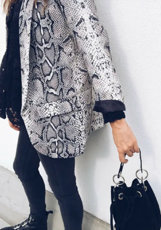 

Goocheer Snake Skin Print Button Closure Sreetwear Women Jackets 2019 Autumn New Long Sleeve Pocket Casual Baseball Jackets