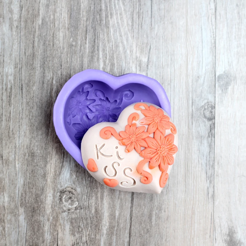 

Heart Silicone Soap Molds DIY Handmade Valentine's Day Gift Tool