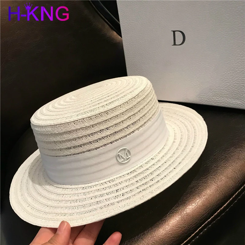 

Classic Unisex Straw Fedora Derby Hat Wide Brim Beach Hat Summer Cap Sun Hat for women Men Flat Top Church Derby Cap Couple Tee